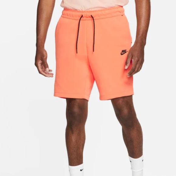 Nike Sportswear Tech Fleece Washed Shorts - Picture 1 of 4